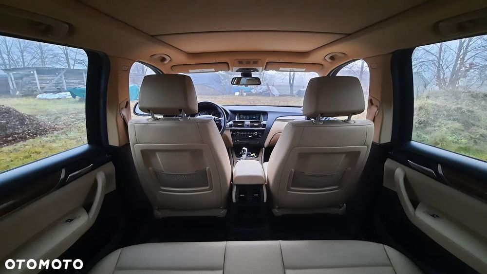 BMW X3 xDrive28i - 12