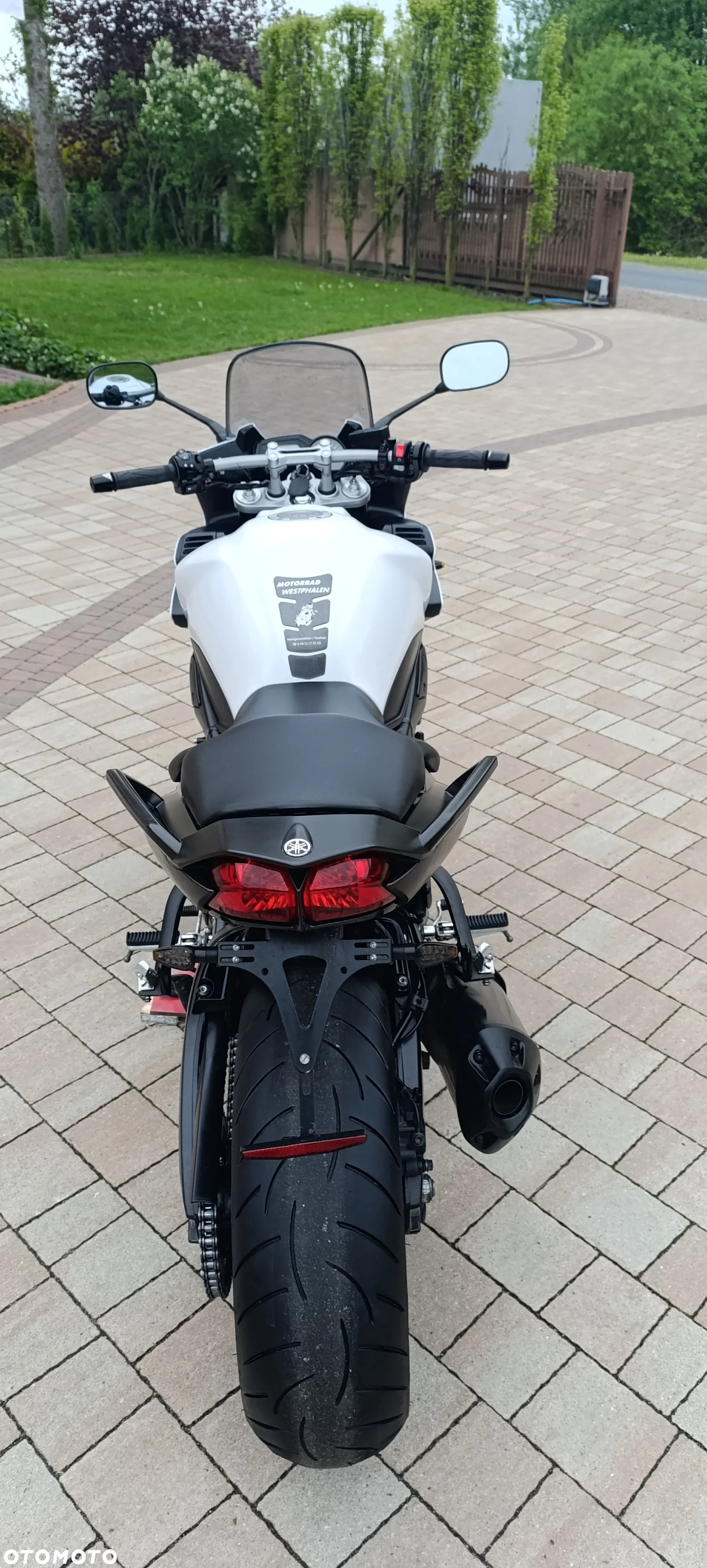 Yamaha FZ - 7