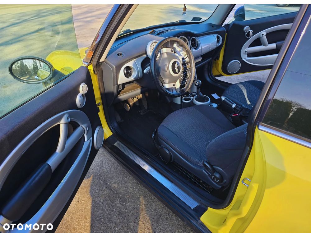 MINI Cooper chili - 7