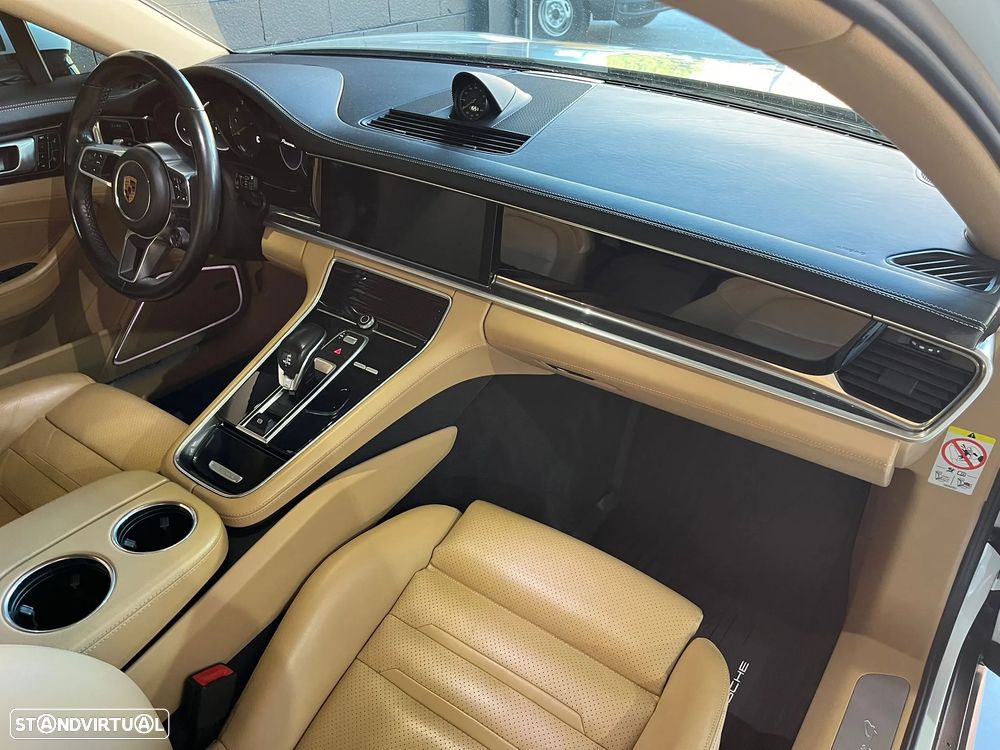 Porsche Panamera Sport Turismo 4 E-Hybrid Edition 10 Anos - 15