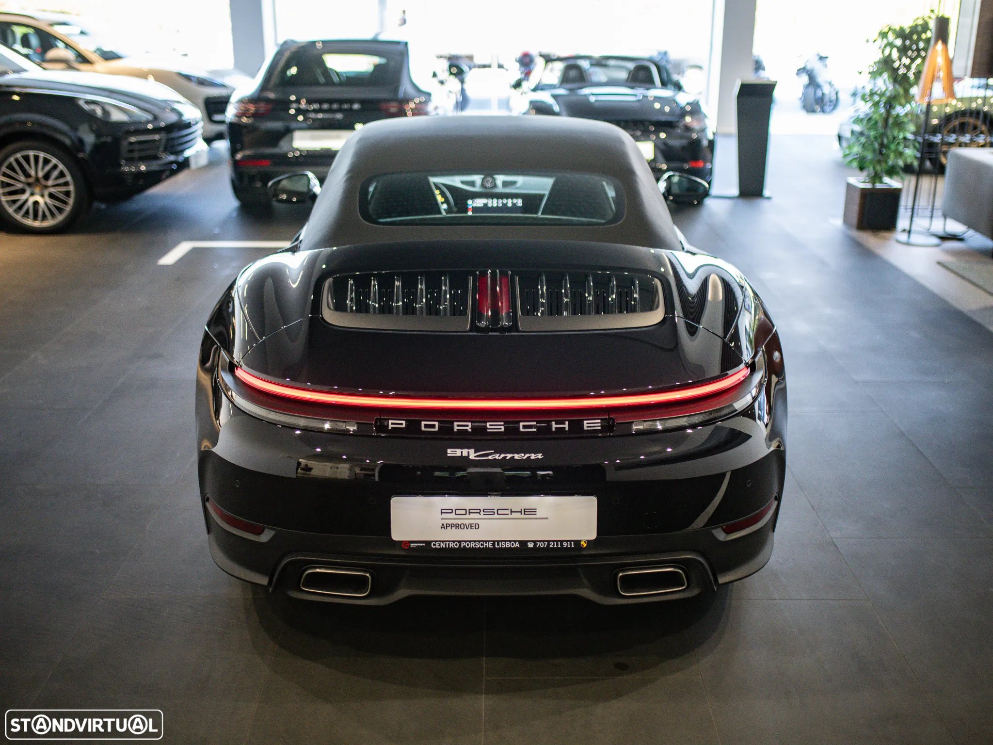 Porsche 911 (992) Carrera - 5