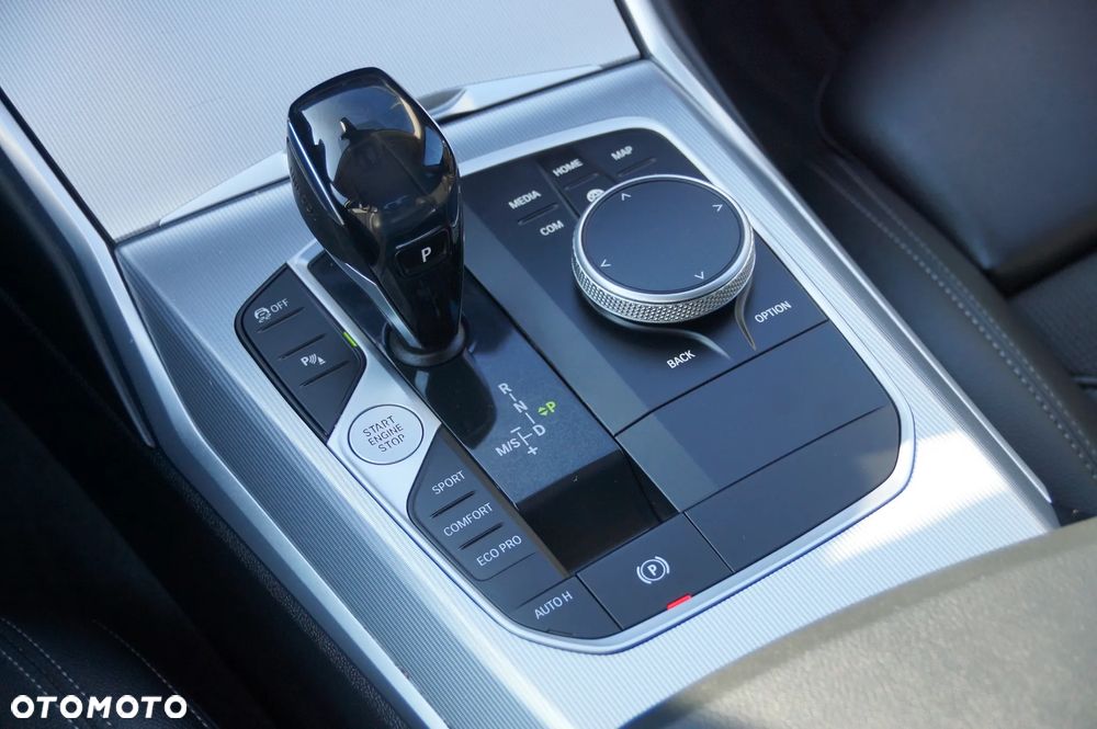 BMW Seria 3 320d xDrive Sport Line - 21
