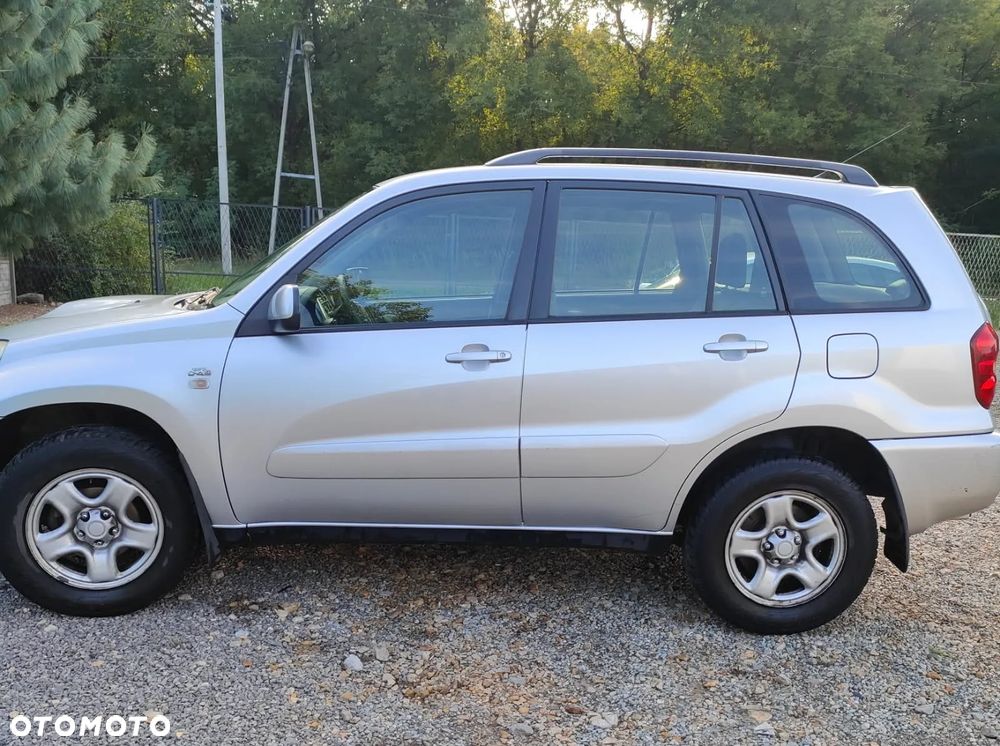 Toyota RAV4 2.0 D-4D 4x4 - 6