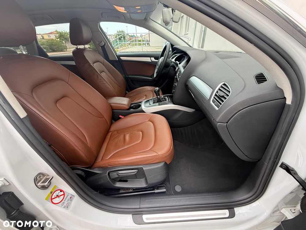Audi A4 Avant 2.0 TDI DPF Ambiente - 17
