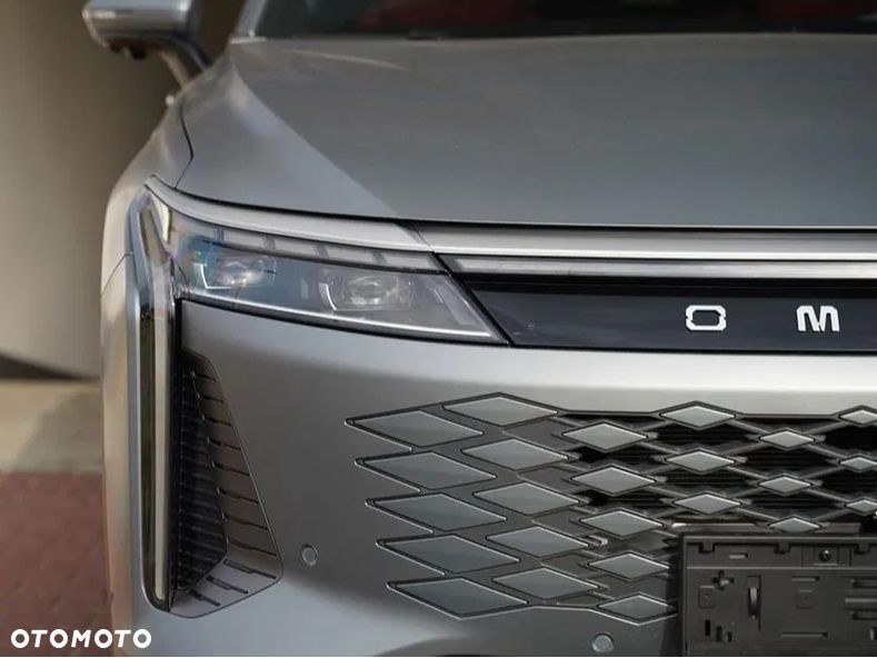 Omoda 9 1.5 Super Hybrid Exclusive AWD - 13