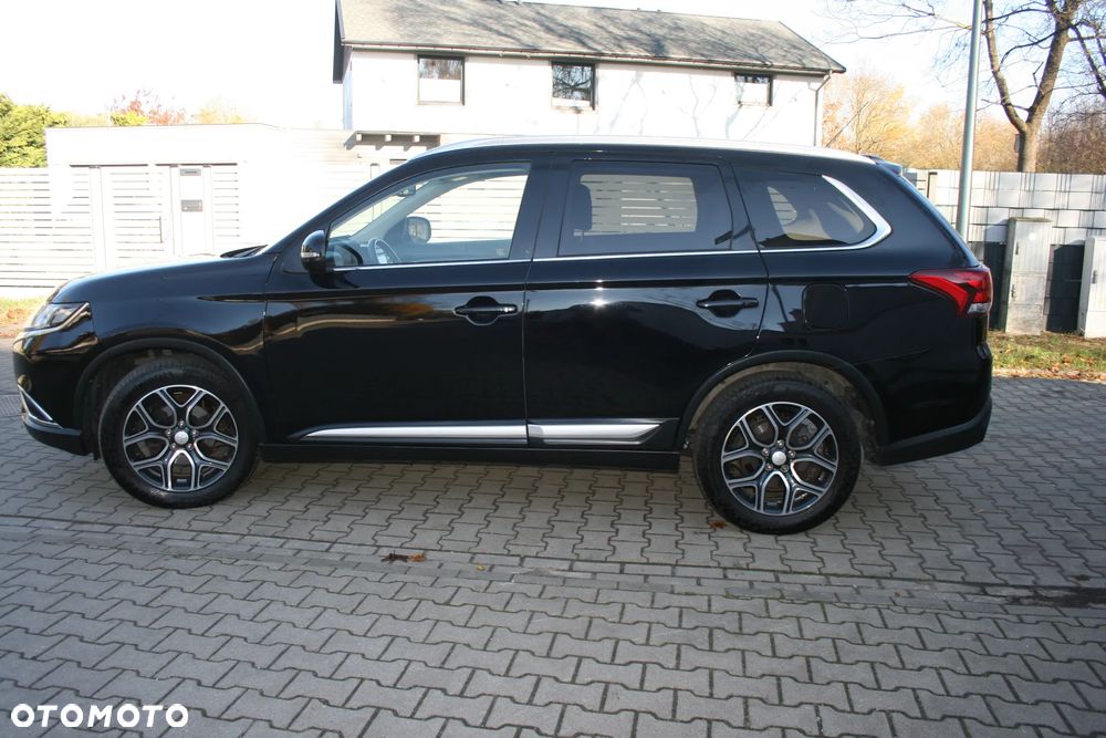 Mitsubishi Outlander 2.2 DID Intense + 4WD - 21