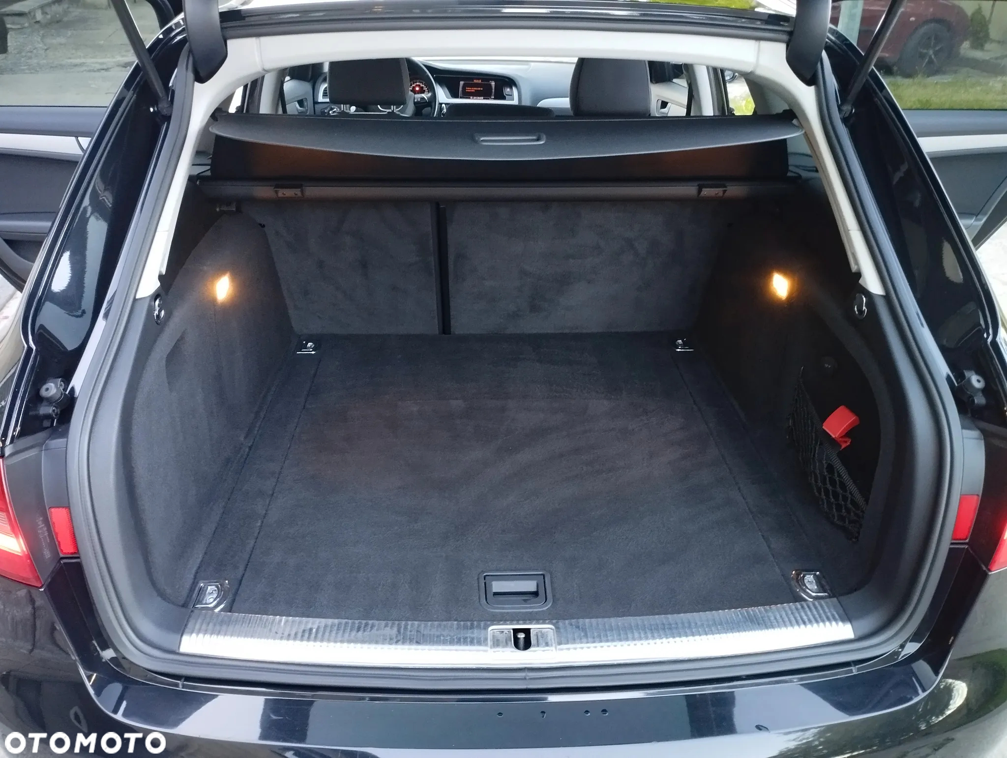Audi A4 2.0 TDI Multitronic - 33