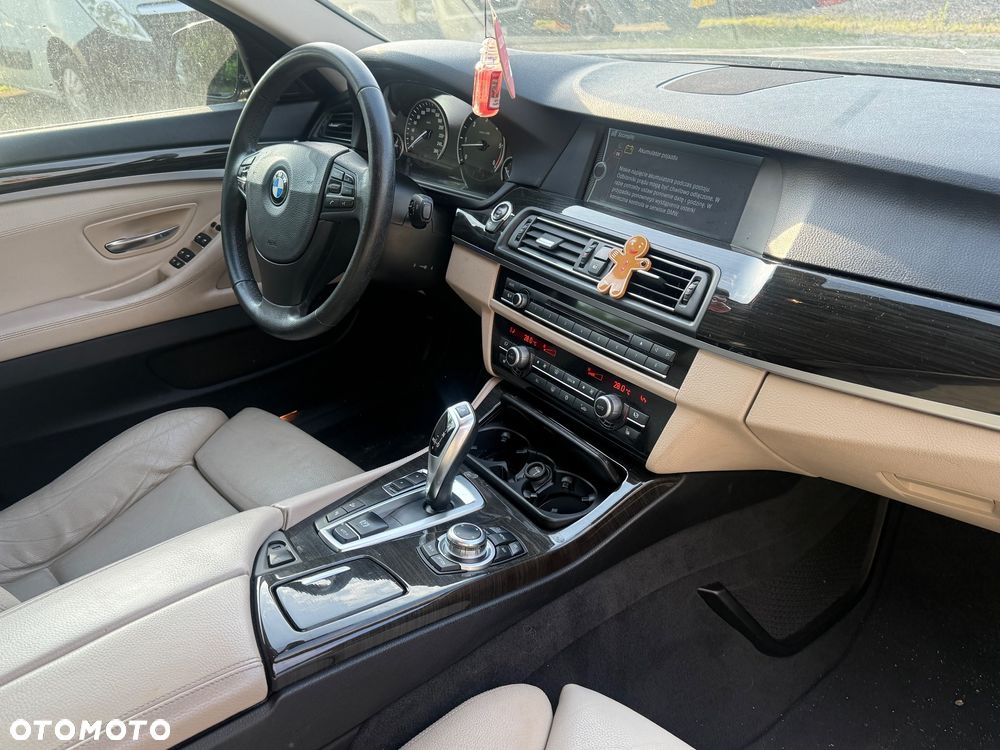 BMW Seria 5 535d xDrive Luxury Line - 8