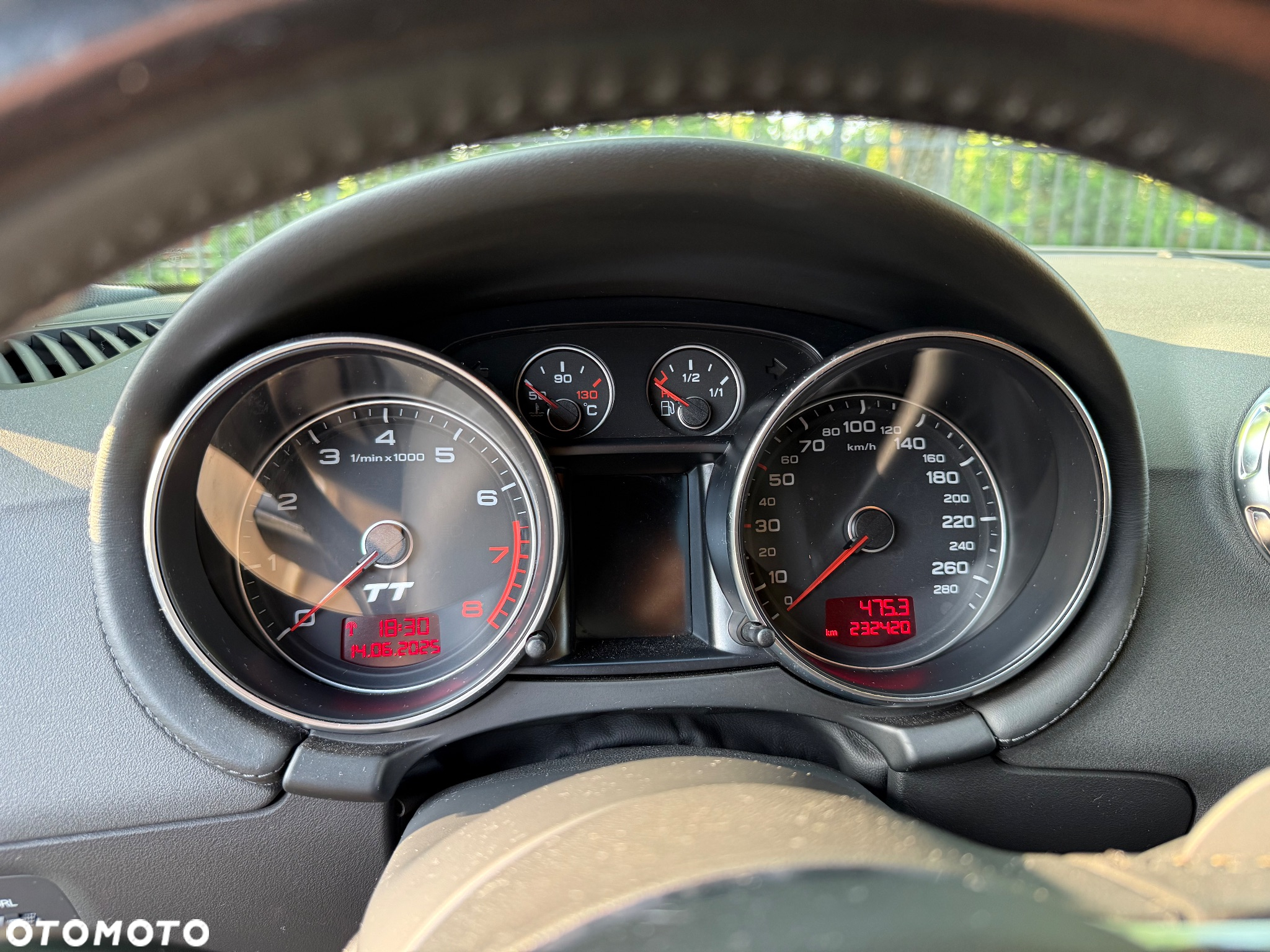 Audi TT Coupe 3.2 Quattro DSG - 14