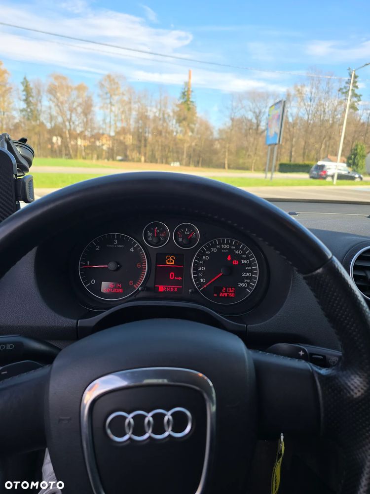 Audi A3 Sportback 2.0 TDI DPF (DSG) S tronic Ambition - 12