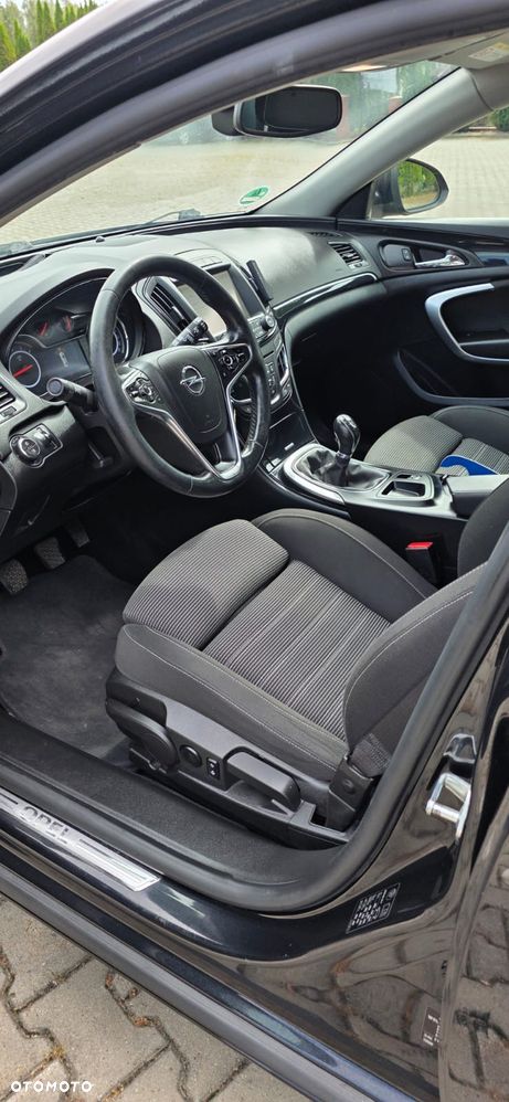 Opel Insignia - 15