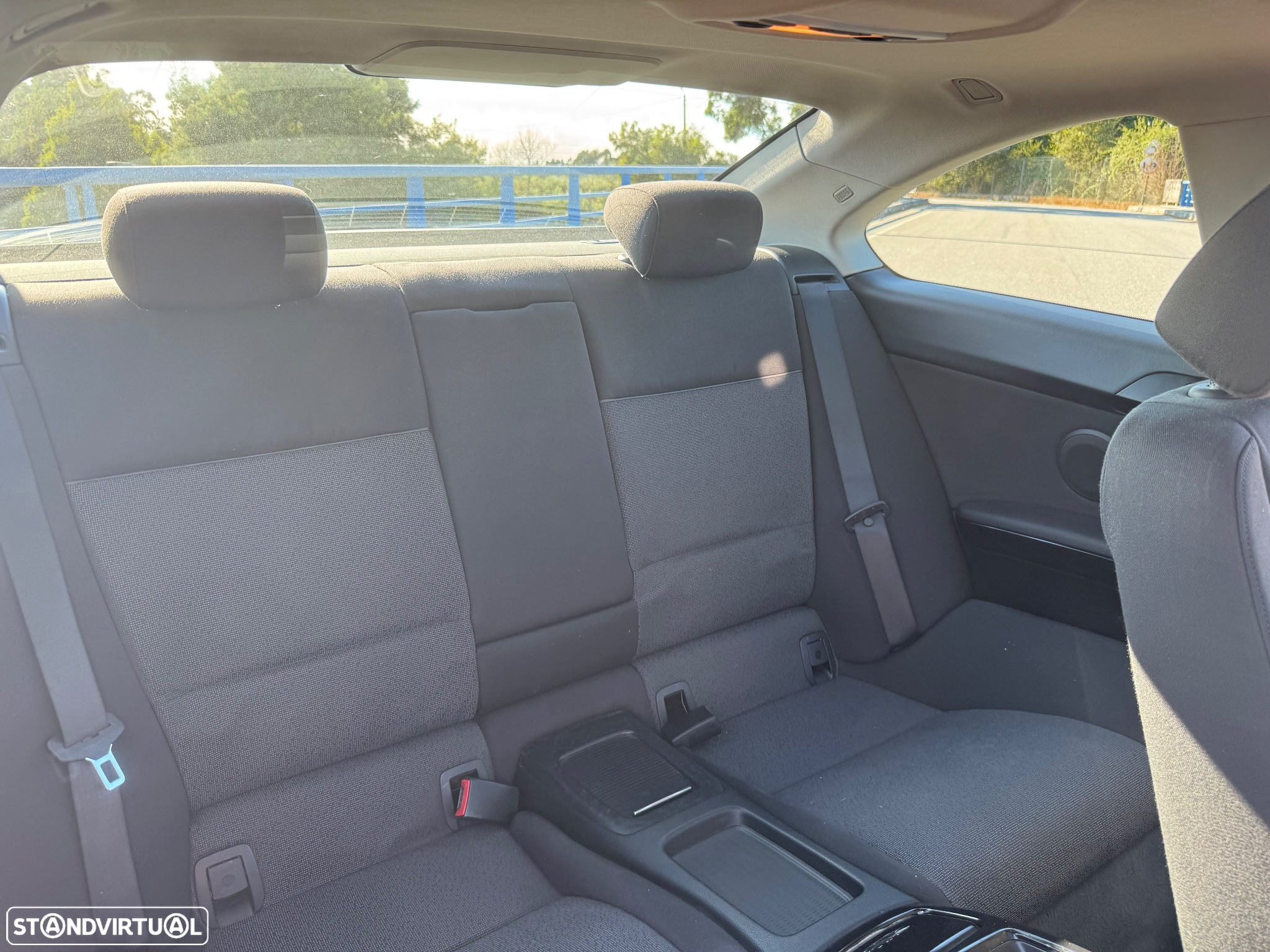 BMW 320 i Coupe Aut. - 22