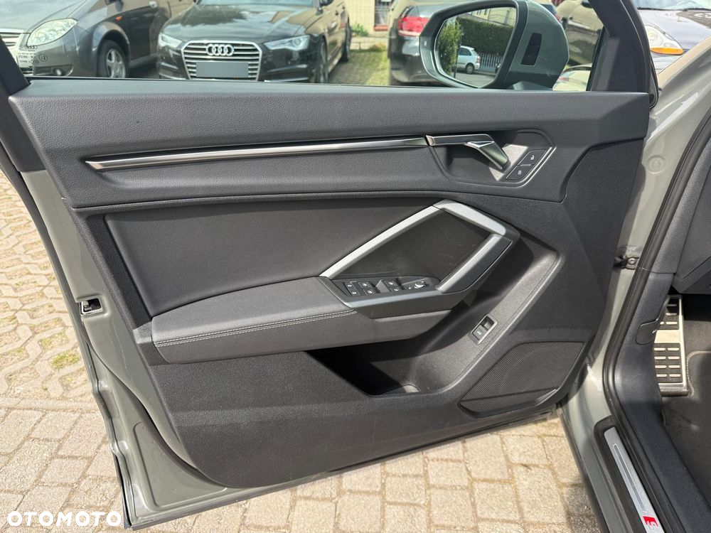 Audi Q3 Sportback 35 TFSI ack S tronic S line - 17
