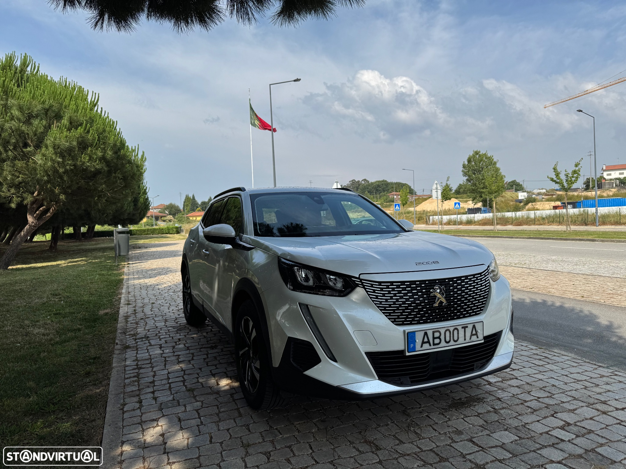 Peugeot e-2008 50 kWh Active Pack - 13