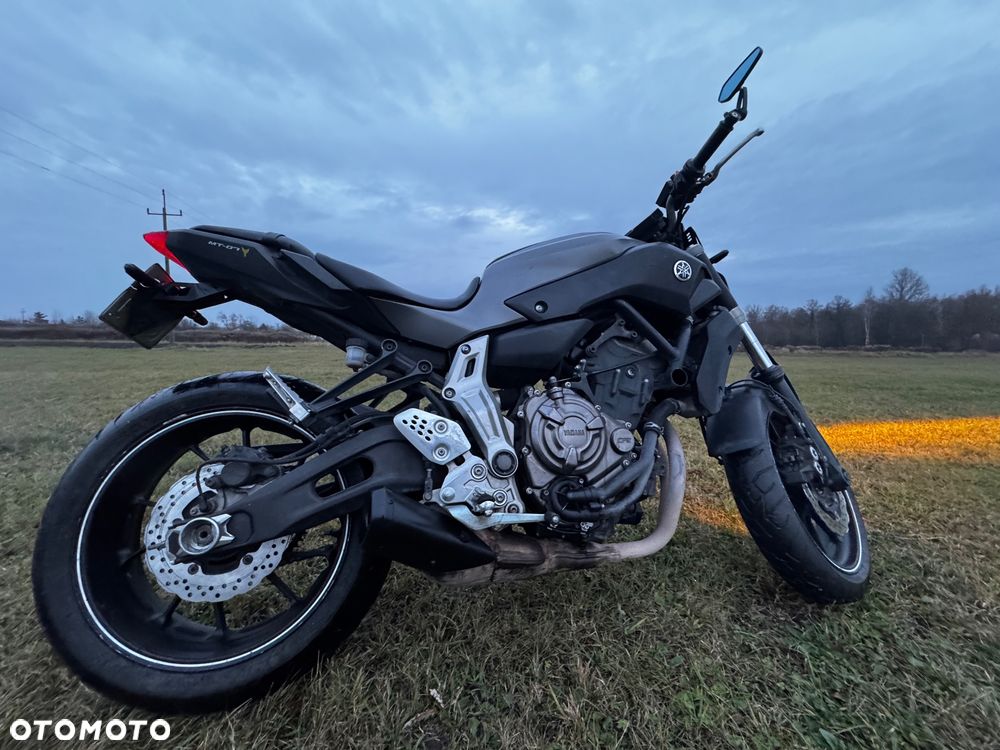 Yamaha MT - 6