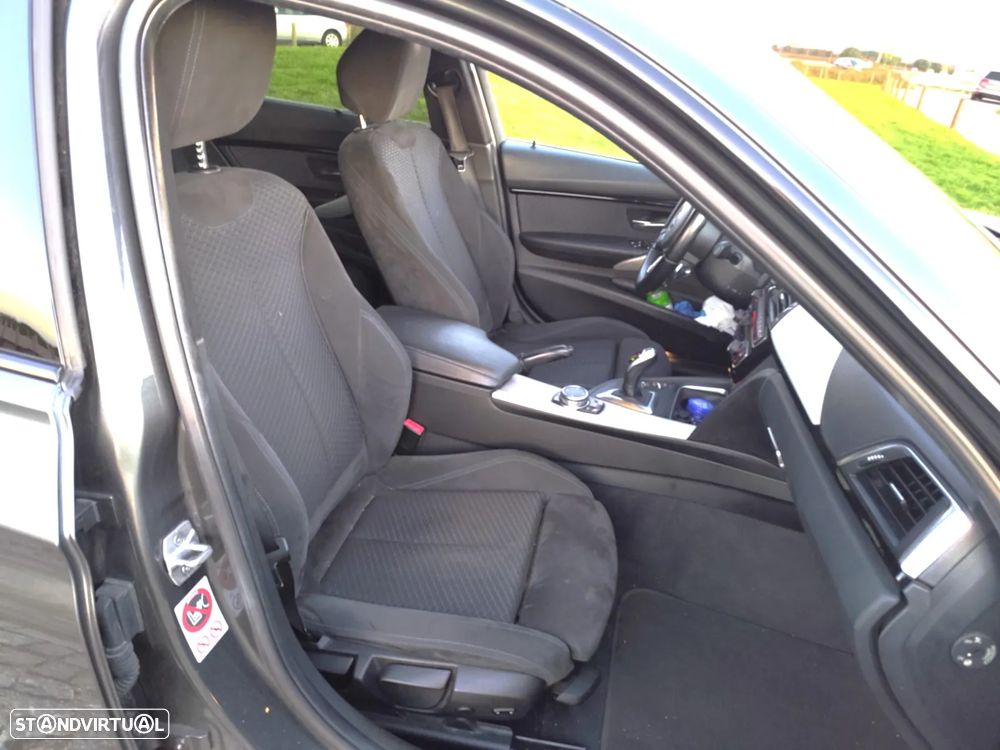 BMW 320 d Touring xDrive Aut. M Sport - 6