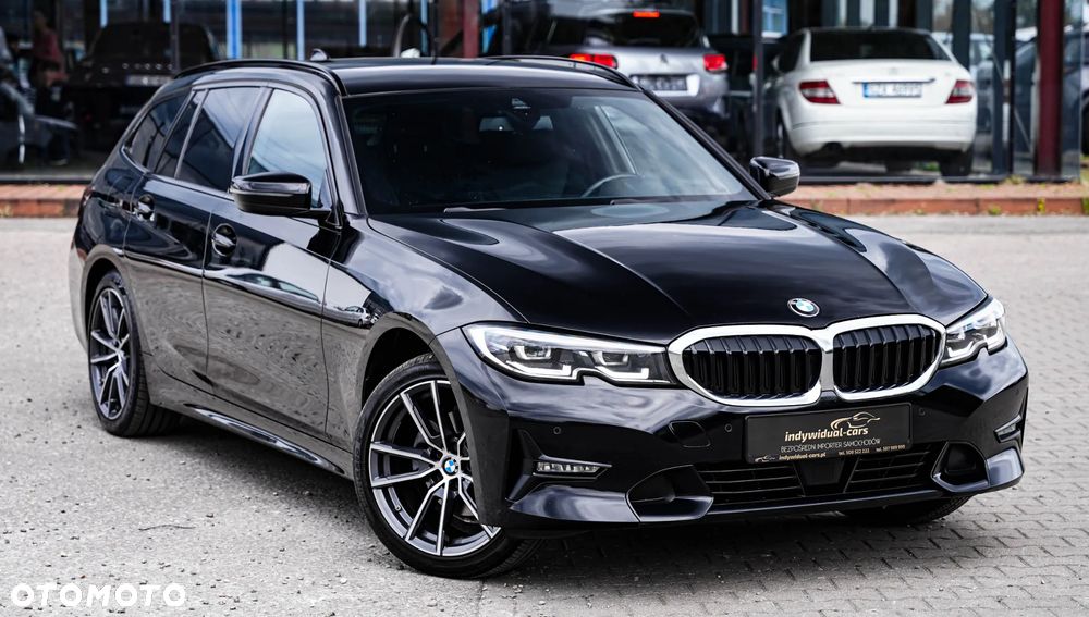 BMW Seria 3 320d Touring Sport Line - 3