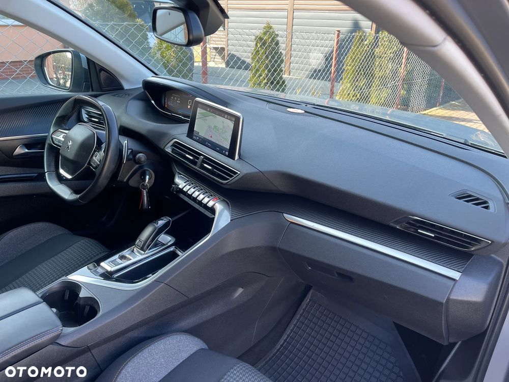 Peugeot 5008 1.5 BlueHDI Crossway S&S EAT8 - 22