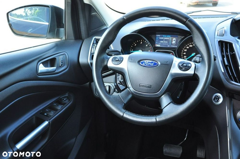 Ford Kuga - 33