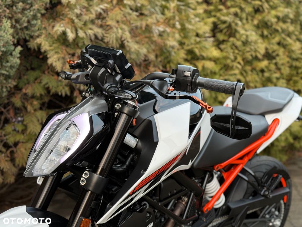 KTM Duke - 23