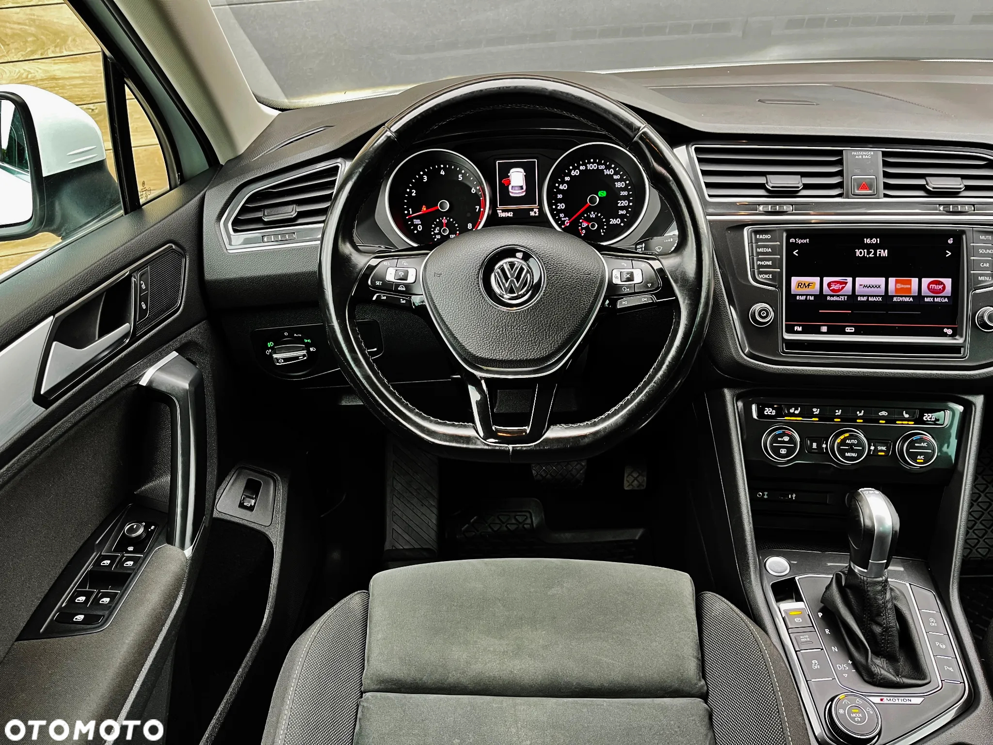 Volkswagen Tiguan 2.0 TSI 4Motion DSG Exclusive - 23