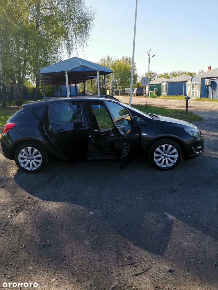 Opel Astra - 2