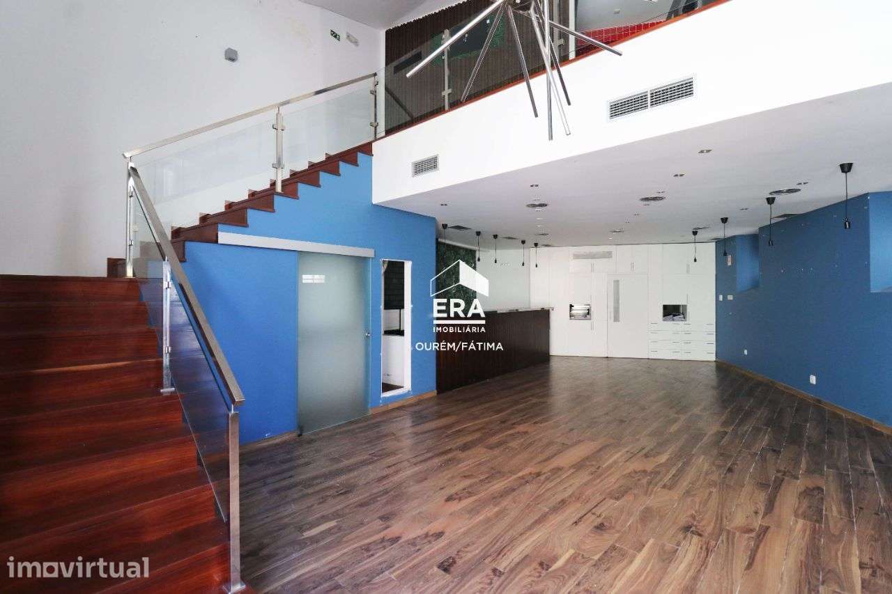 Loja localizada em Leiria - Grande imagem: 4/25