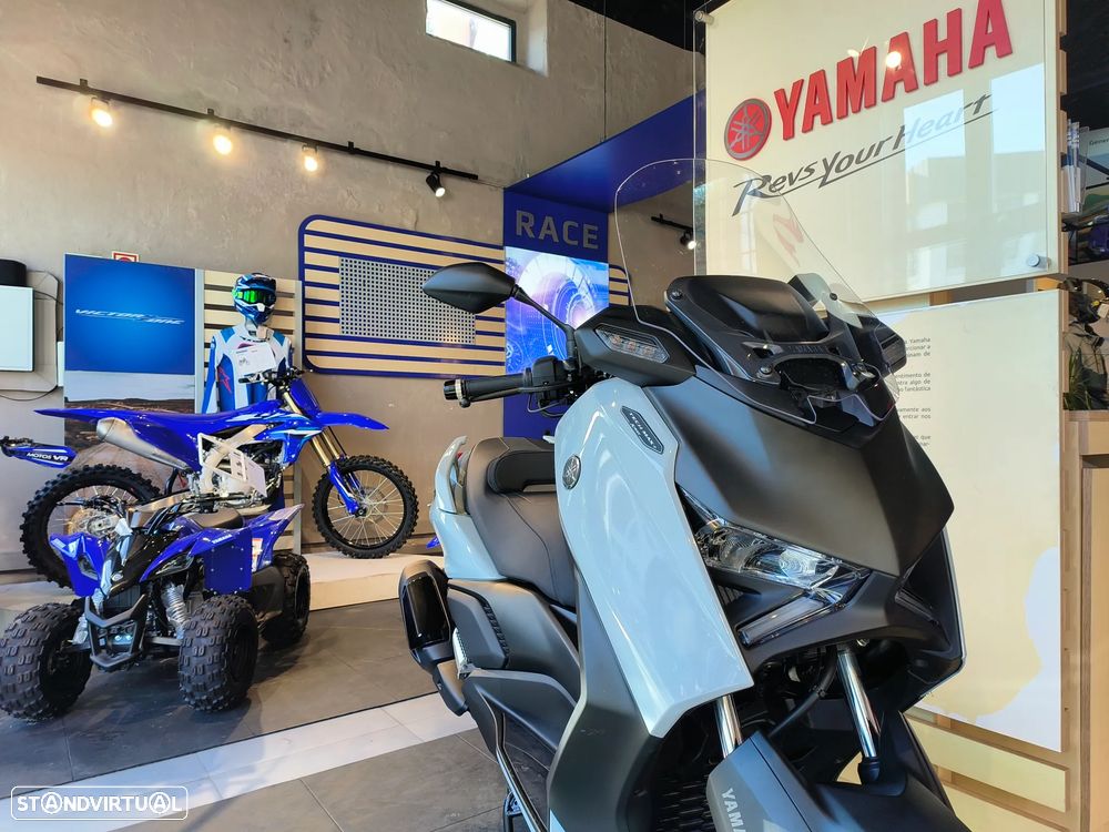 Yamaha X-Max 300 Techmax+ - 3