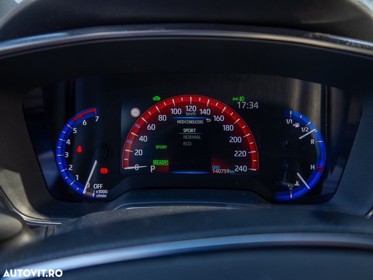 Toyota Corolla 1.8 HSD Business - 11