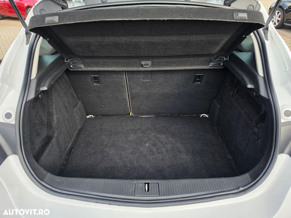 Opel Astra 1.7 CDTI DPF Sport - 11