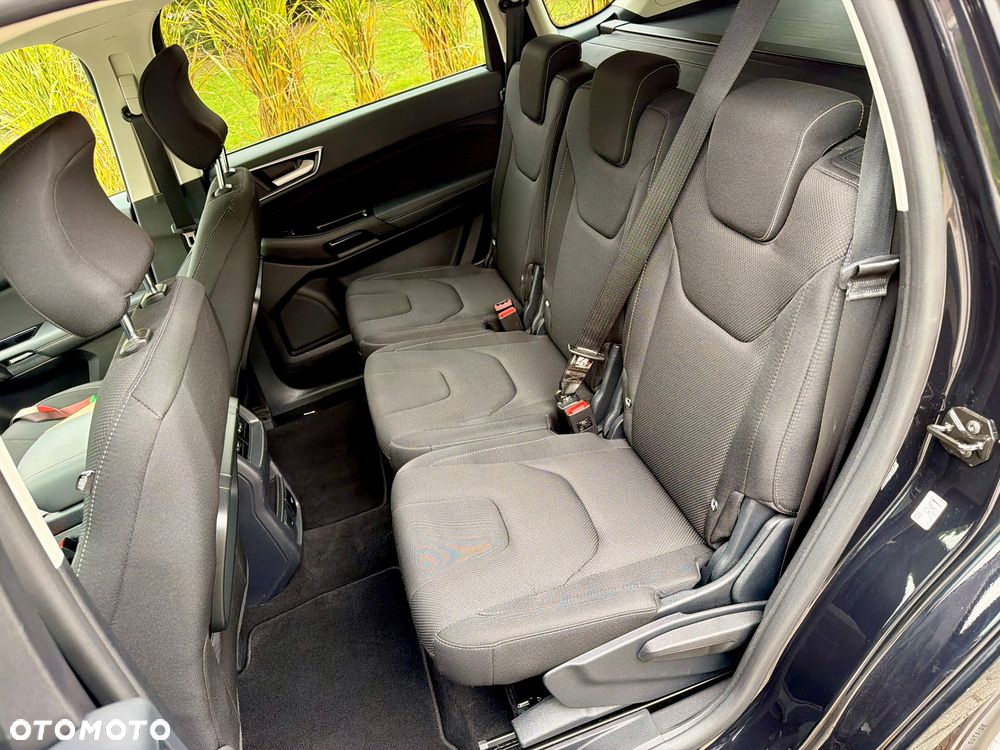Ford S-Max - 37