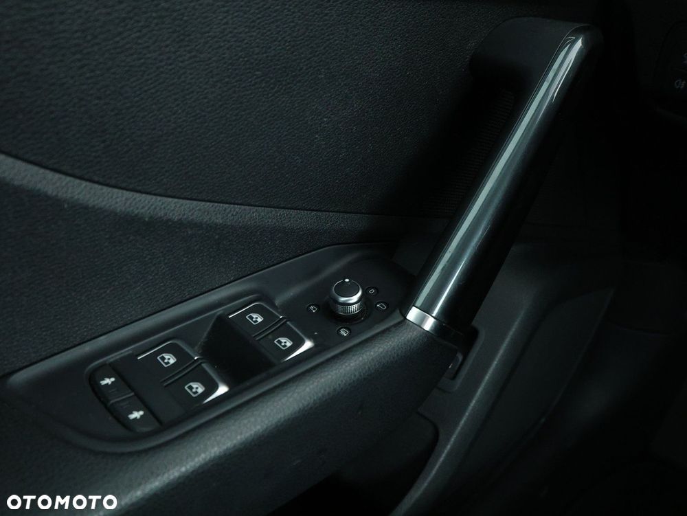 Audi Q2 - 19