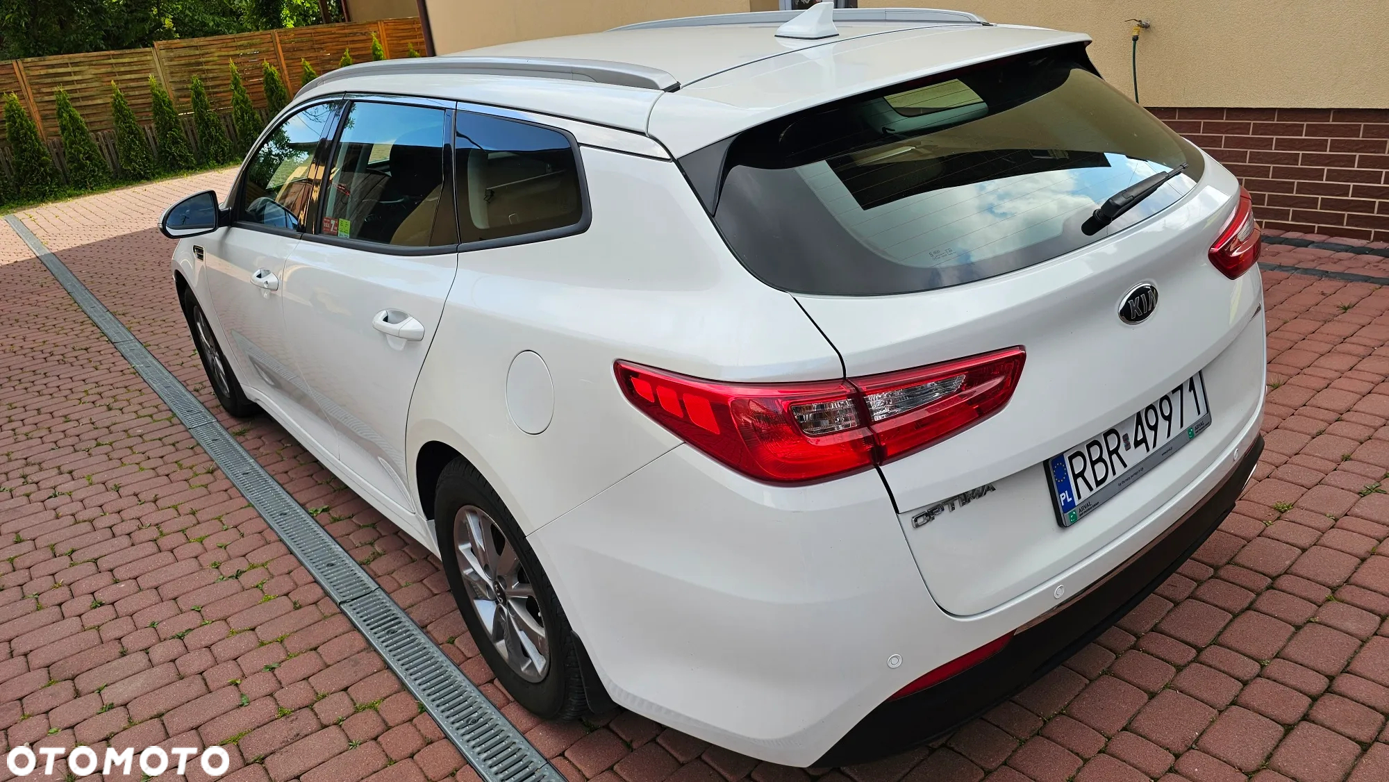 Kia Optima 1.7 CRDI L DCT - 28