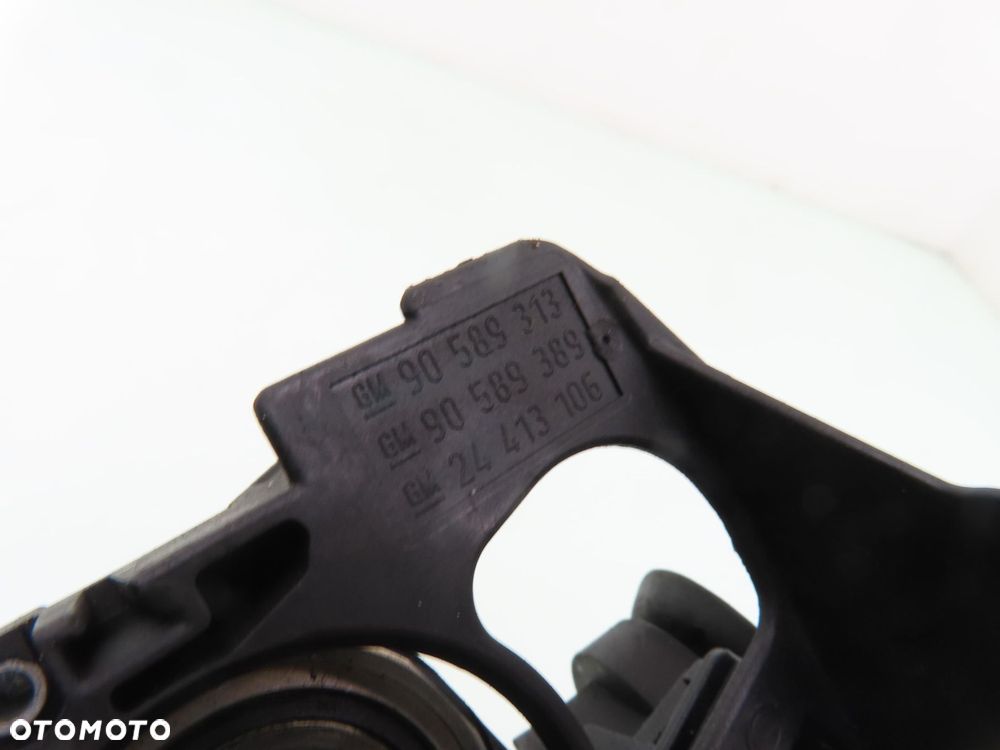 .. A ..¨̮　0308 Uszczelniacz simering prawego satelity (w mechanizm