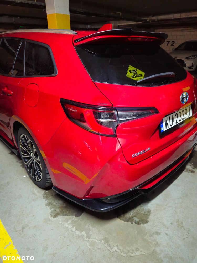 Toyota Corolla 2.0 Hybrid Comfort - 4