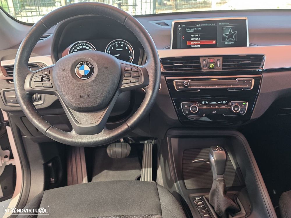 BMW X1 25 e xDrive - 12