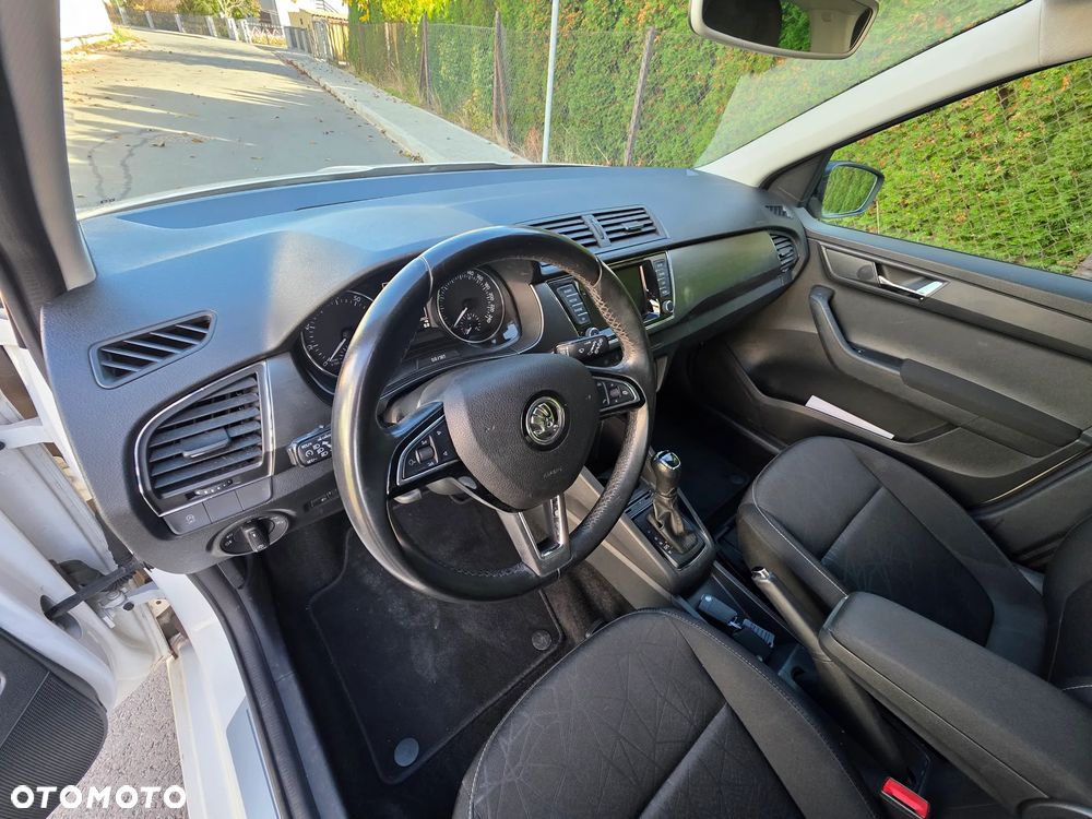 Skoda Fabia 1.0 TSI DSG Clever - 10