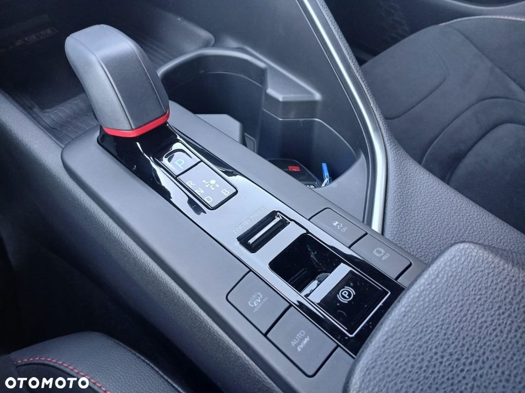 Toyota C-HR - 19