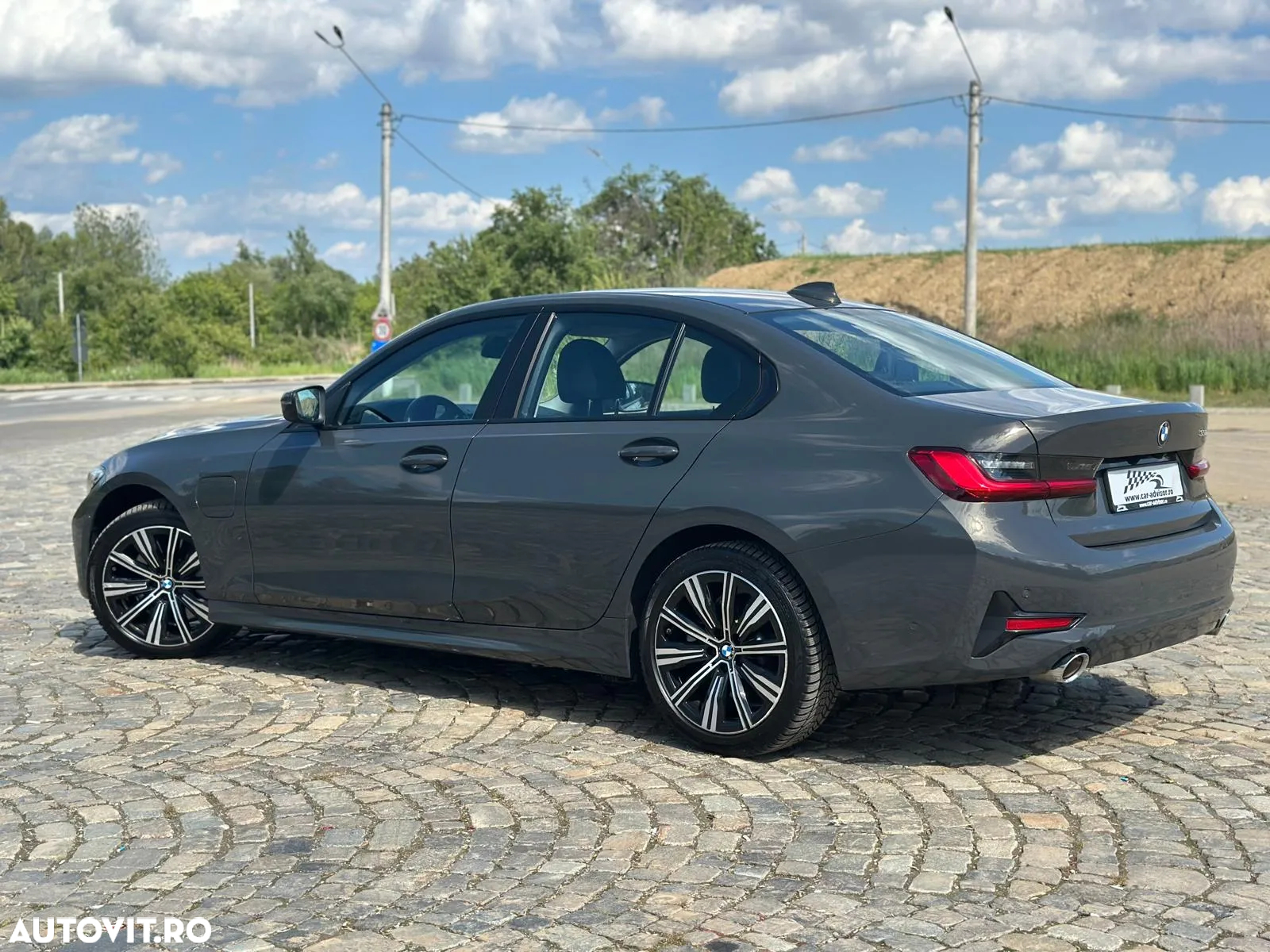 BMW Seria 3 330e Aut. Sport Line - 7