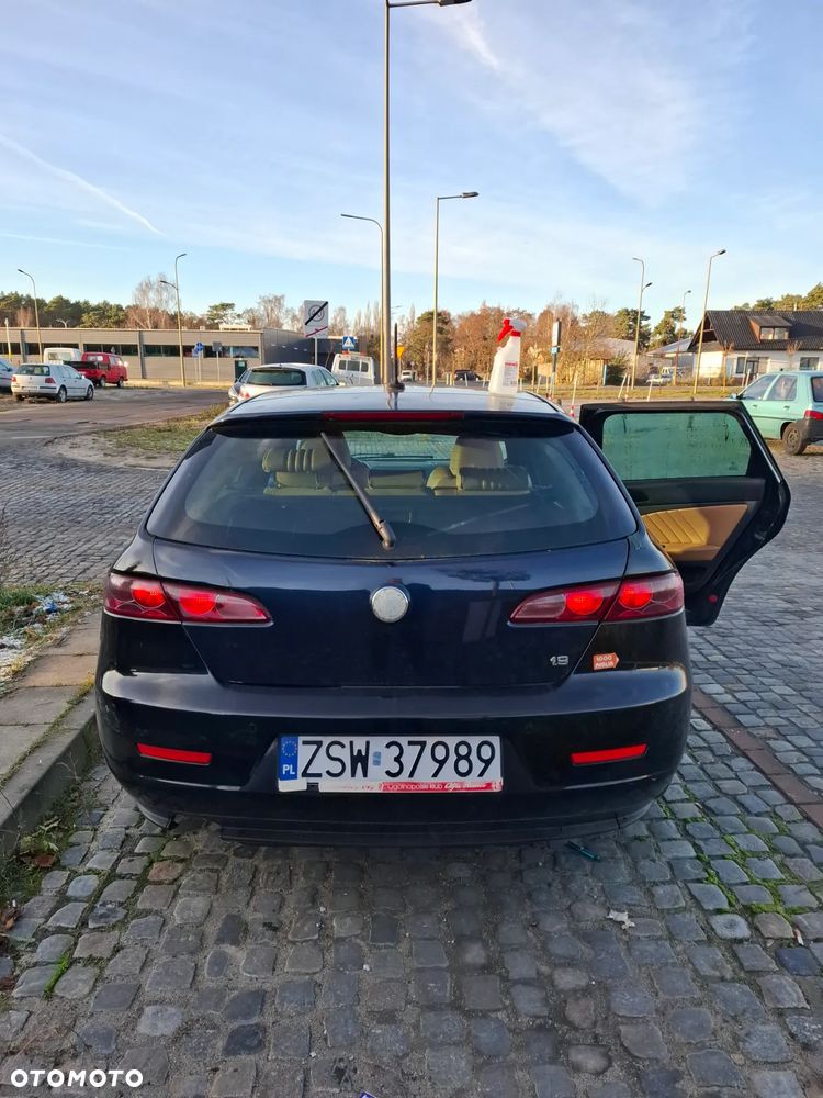 Alfa Romeo 159 1.9JTDM ti - 3