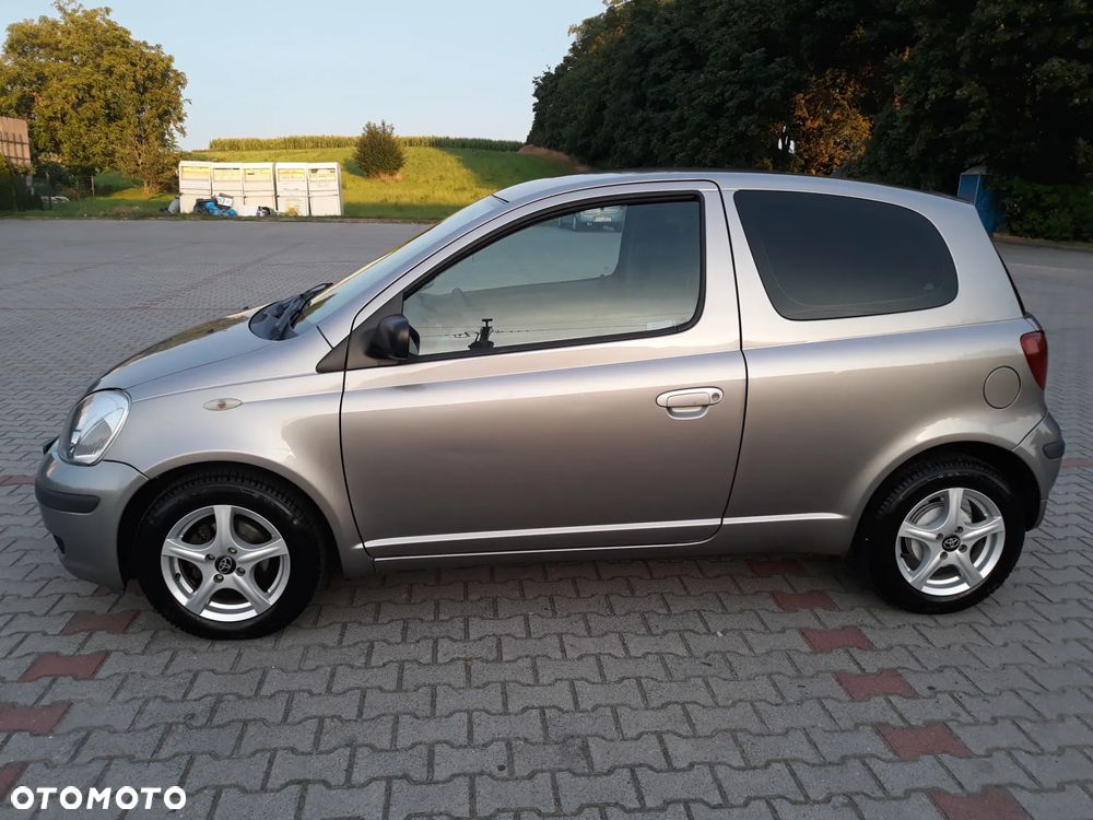 Toyota Yaris 1.3 Sol - 6
