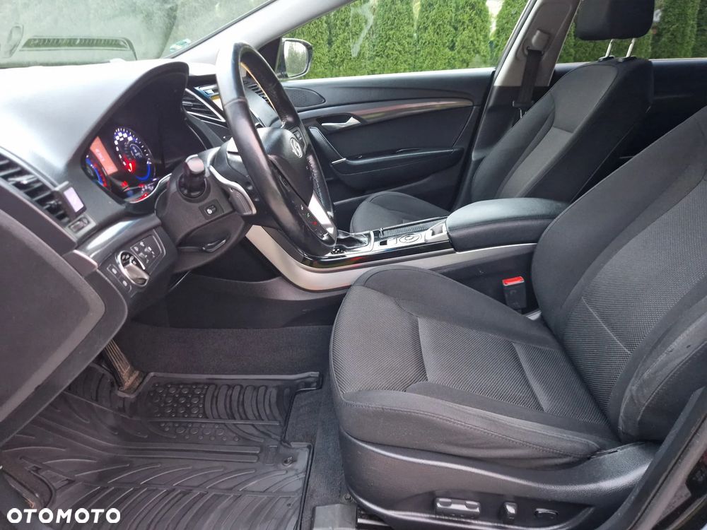 Hyundai i40 i40cw 1.7 CRDi Automatik Fifa World Cup Edition - 32