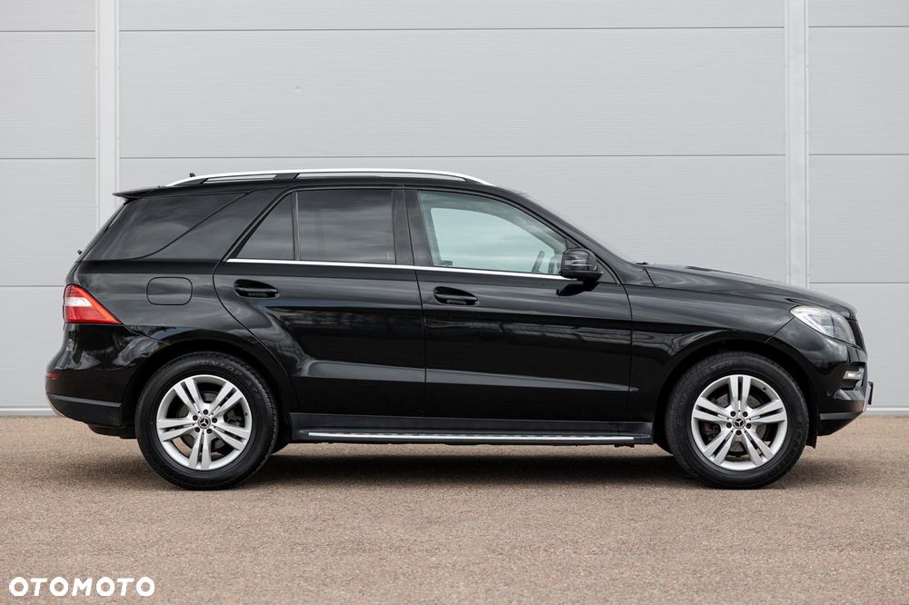 Mercedes-Benz ML - 24