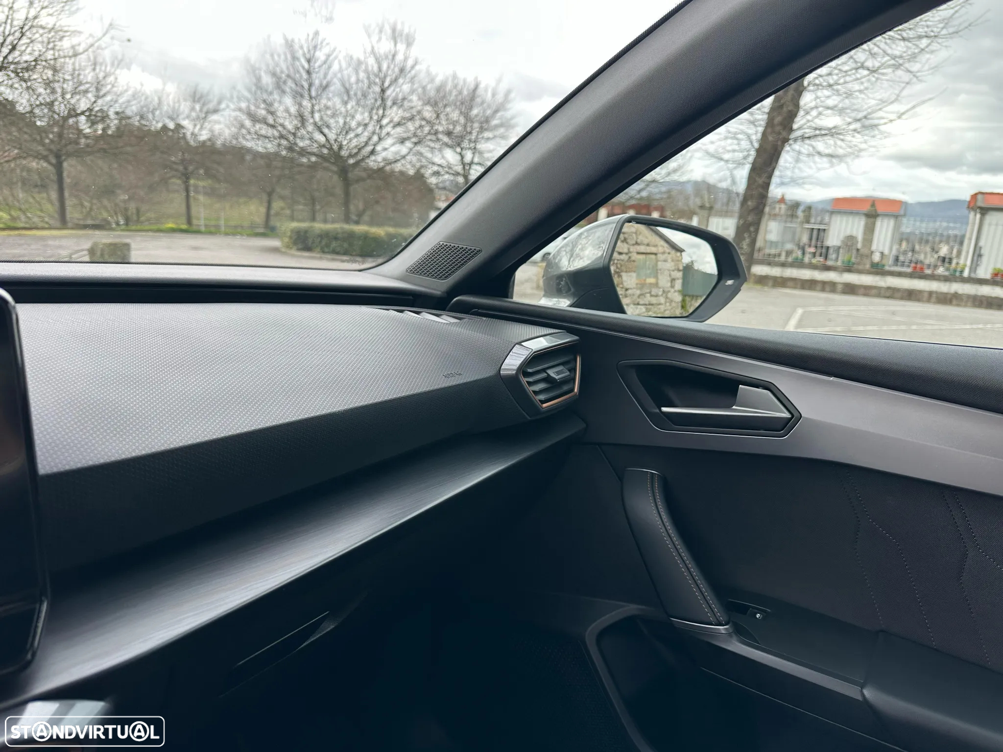 Cupra Leon 1.4 e-Hybrid DSG - 24