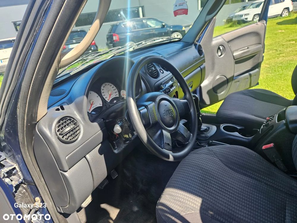 Jeep Cherokee 2.5L CRD Limited - 8