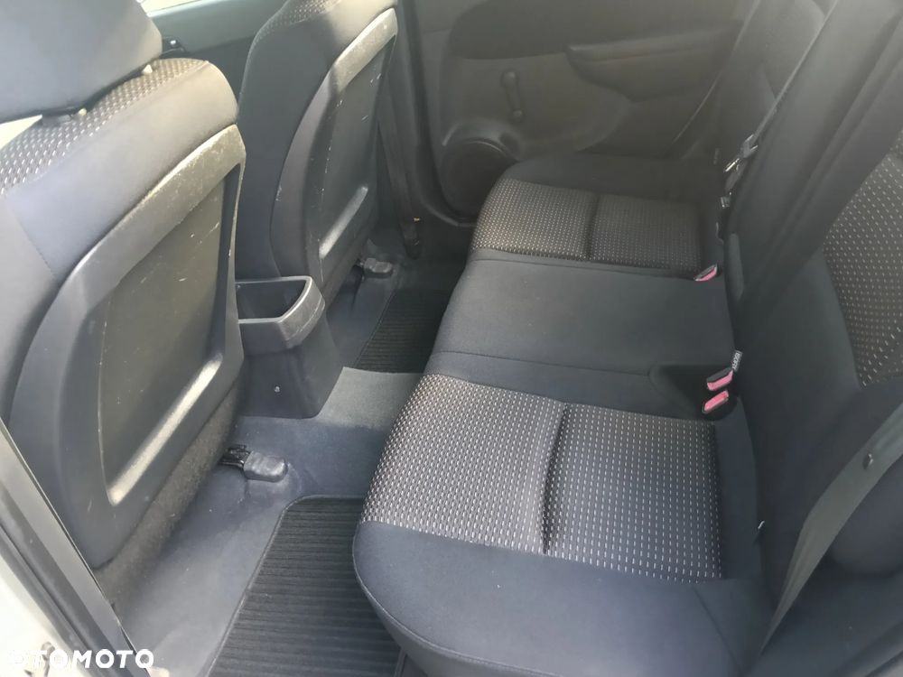 Hyundai i30 1.6 Classic - 24