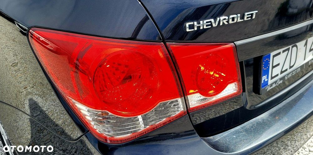 Chevrolet Cruze - 32
