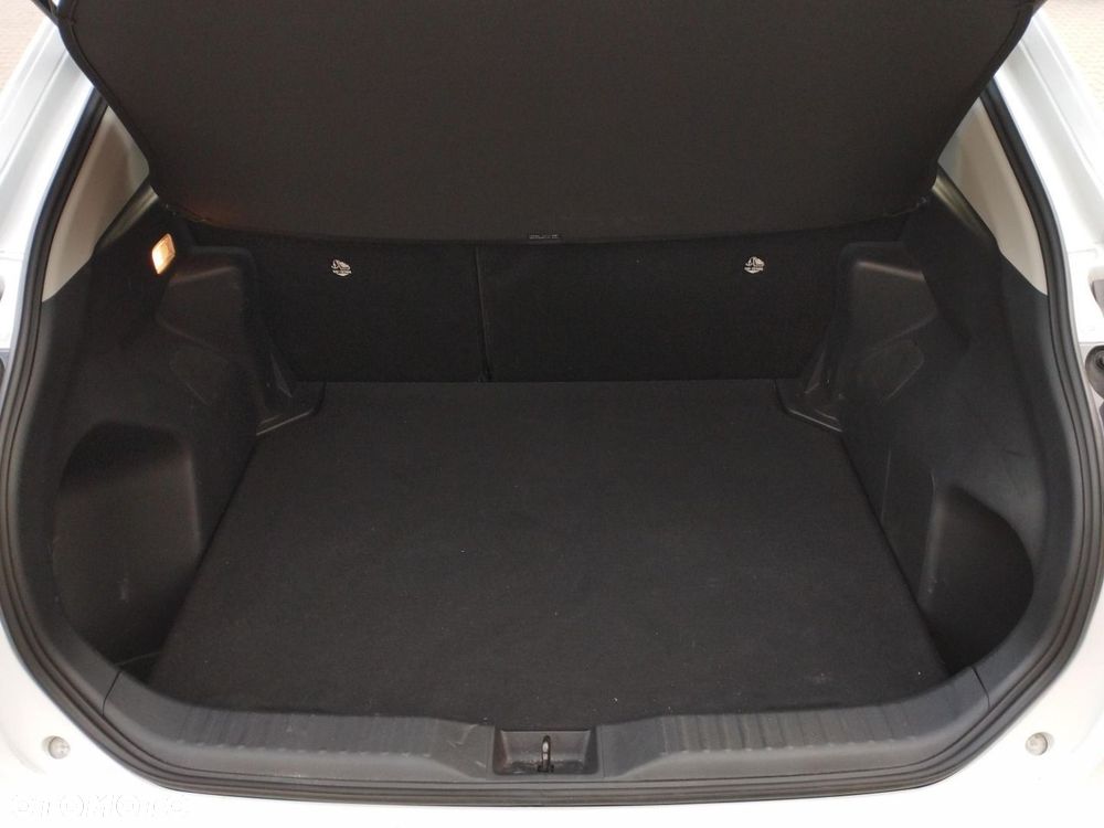 Toyota Yaris - 23