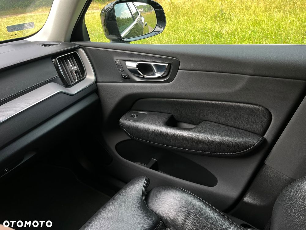 Volvo XC 60 T4 Inscription - 16