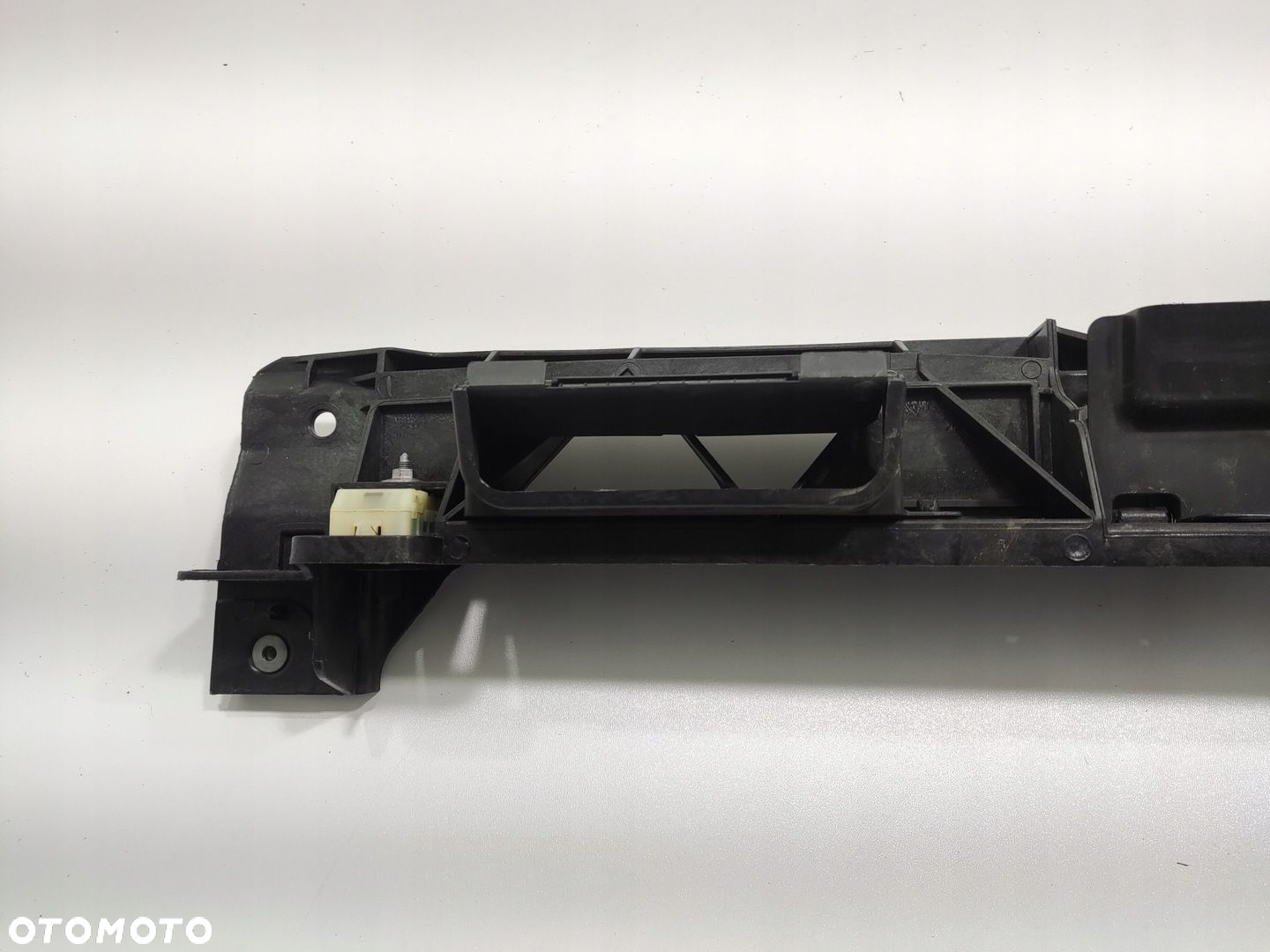 PAS PRZEDNI GÓRNY WZMOCNIENIE ZAMEK MASKI PEUGEOT 3008 II 16-24 9829226780 - 7